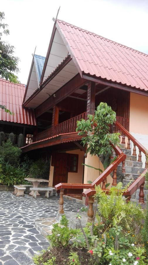 Phuphet Hill Resort プールーワ エクステリア 写真